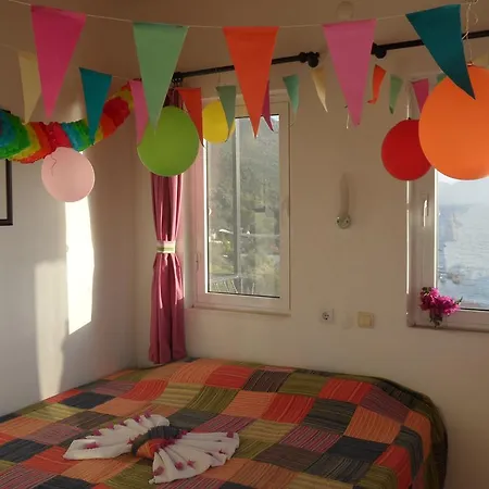 Saranda 2* سوغوت