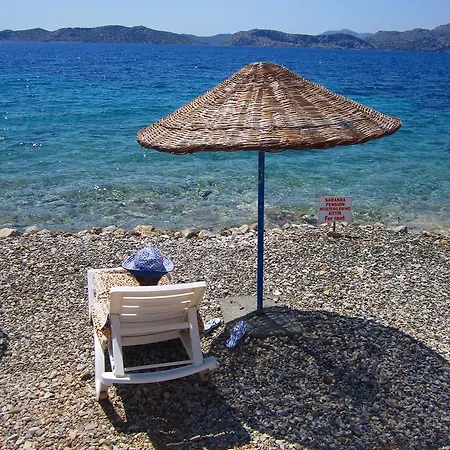 بيت ضيافة Saranda 2*