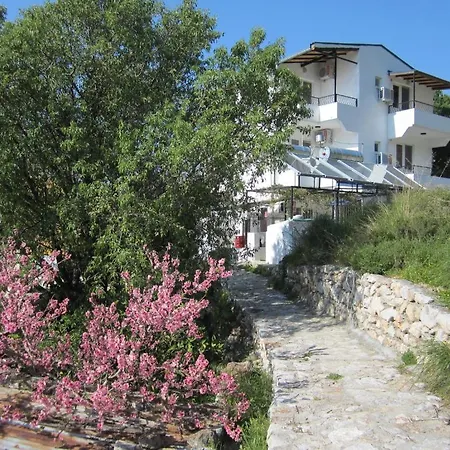 Saranda Pensión Sogut (Aegean)